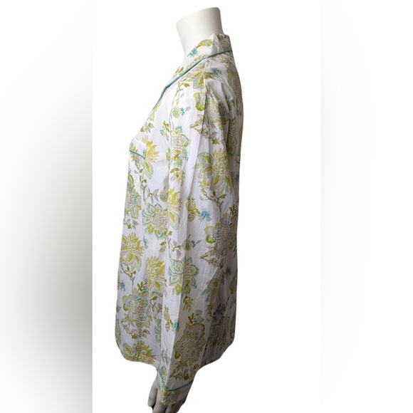 Pajama set comes with bottoms - Picture 3 of 10